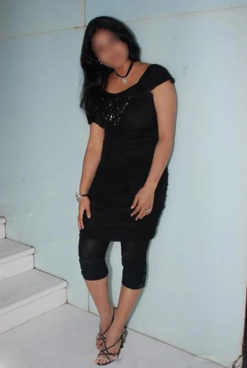 Call Girls Chumoukedima